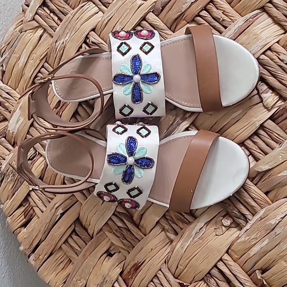 🥀 TORY BURCH ESTELLA EMBELLISHED SHORT HEELS SANDALS. - Picture 2 of 16